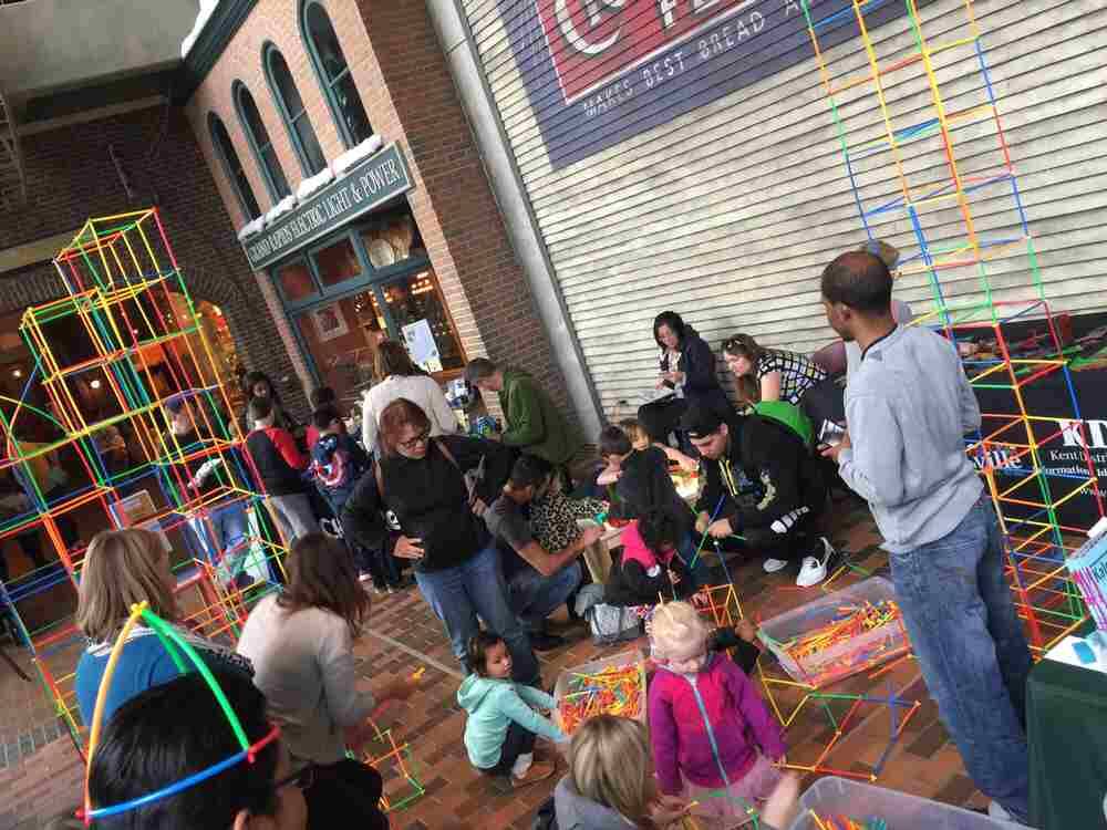 GVSU-Sponsored Event Focuses on STEM Topics and Activities